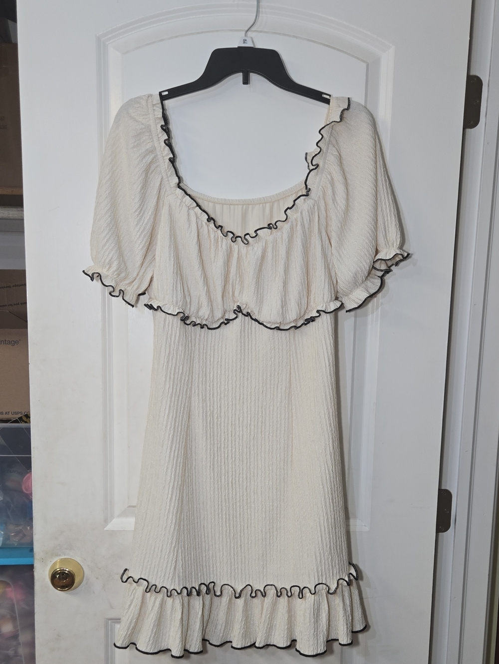 🎄SHEIN 1XL Cream Mini Dress with Black Ruffle Trim